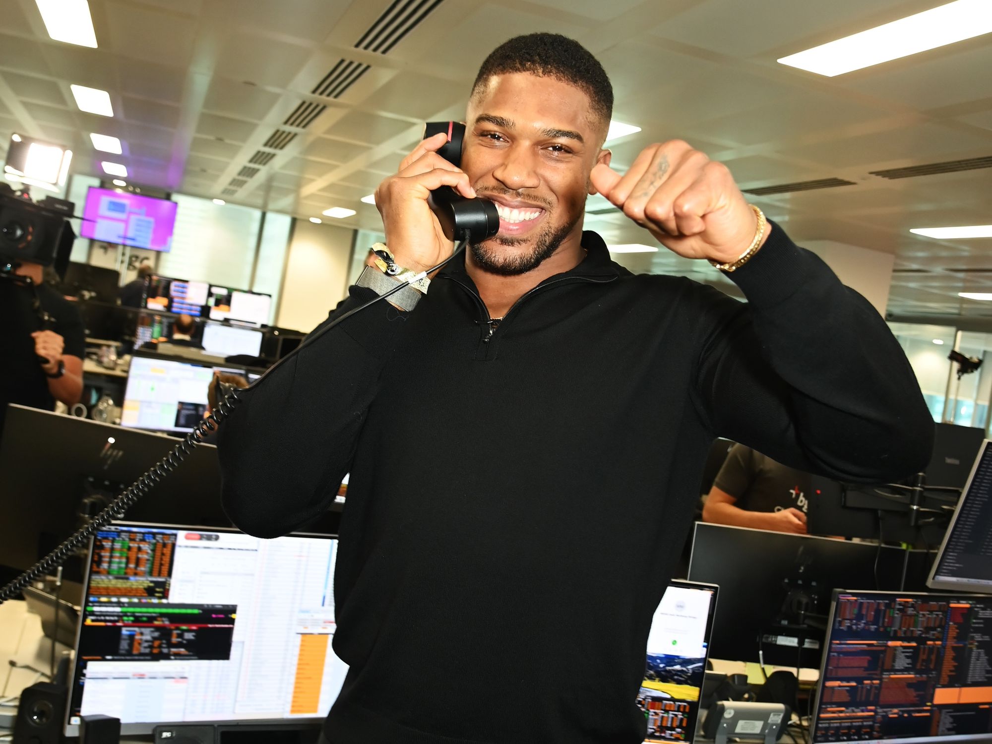 Anthony Joshua 'agrees to controversial boxing clash' as details emerge 12 months after last fight