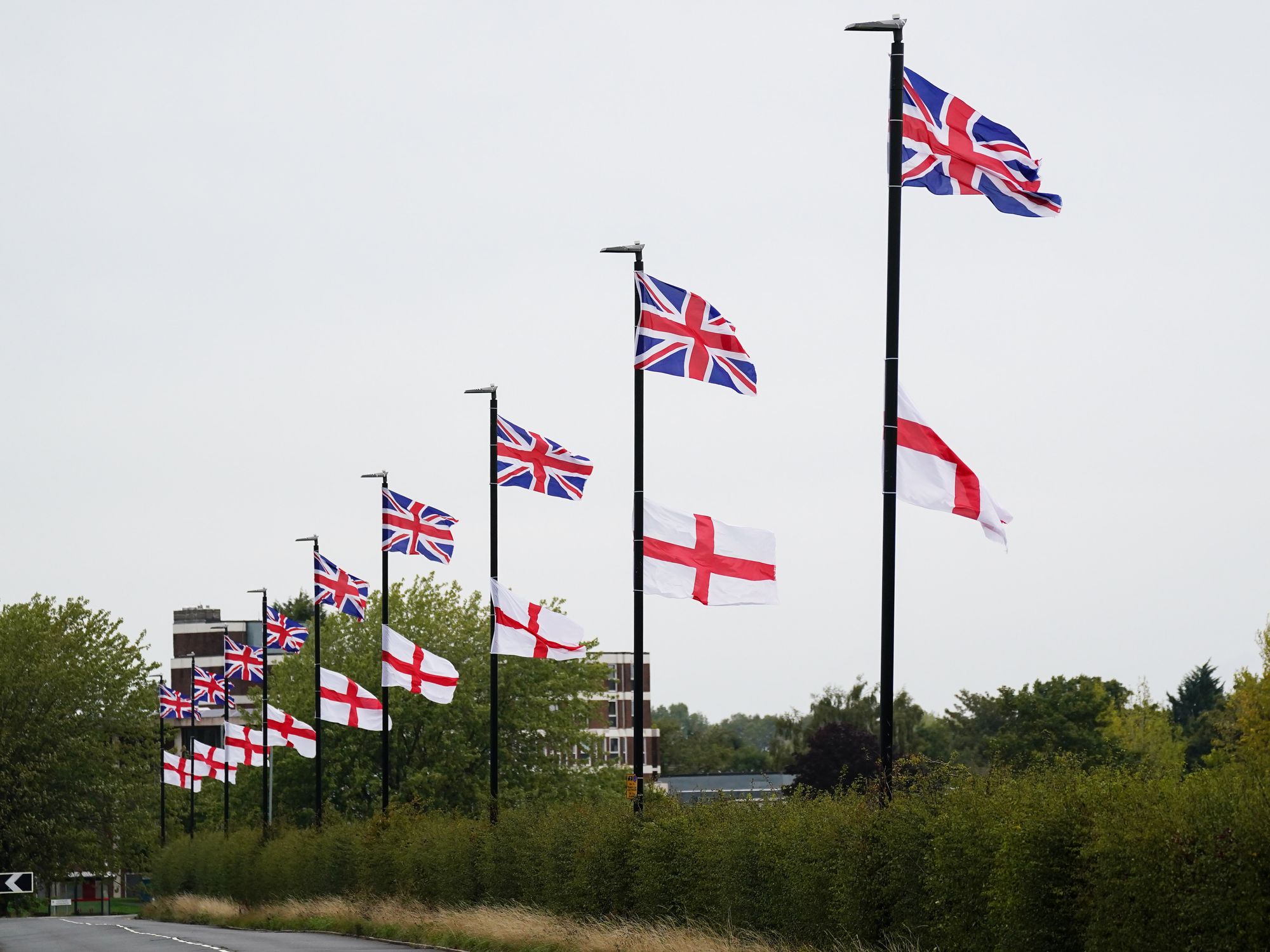 Labour councillor apologises after branding flag raisers as 'criminals, extremists and nonces'