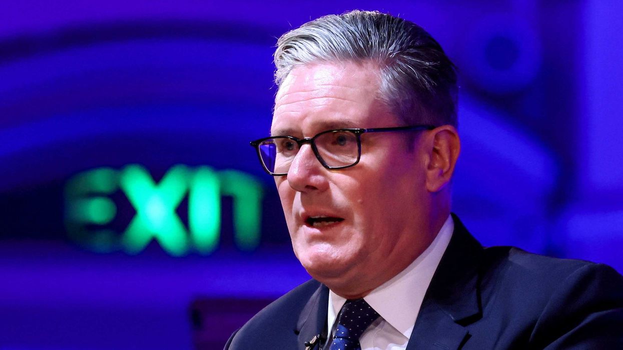 Politics LIVE: Keir Starmer faces digital ID Labour revolt after Nigel Farage leads challenge aga...