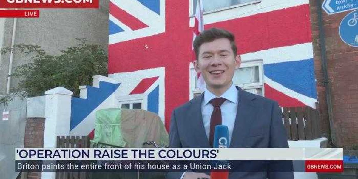 Briton who painted his house as Union Jack flag hits back at ‘keyboard warriors’ Briton who painted his house as Union Jack flag hits back at ‘keyboard warriors’