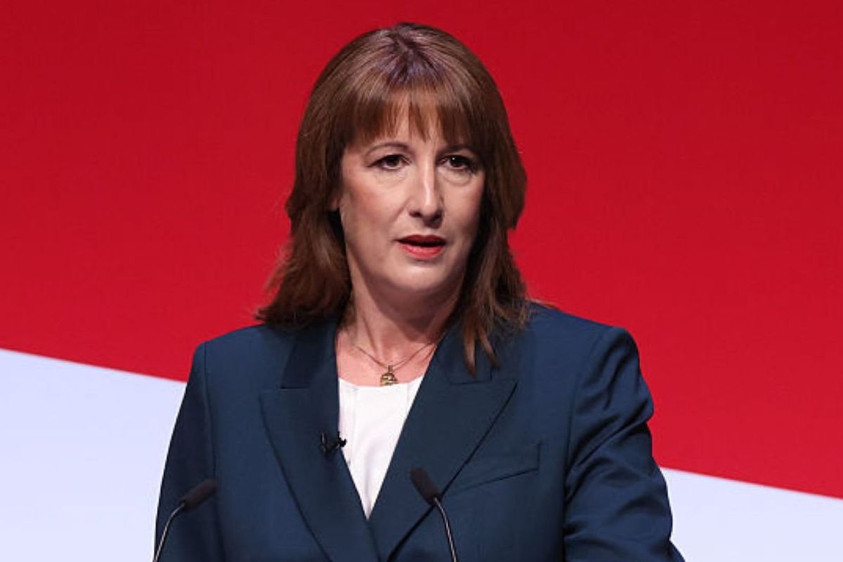 Rachel Reeves has 'no credible plan' for the economy as borrowing costs soar, warns ex-OBR official