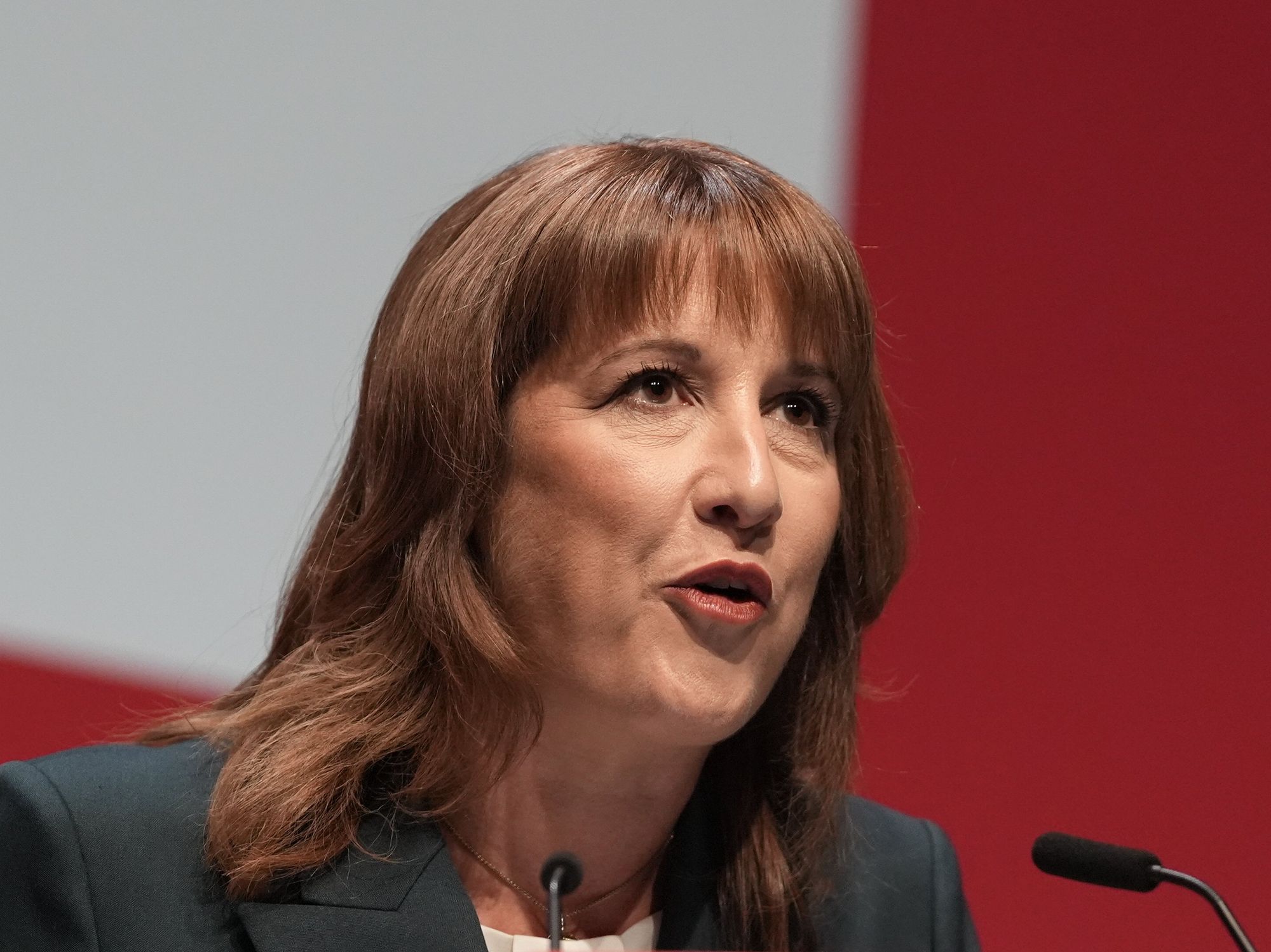 Rachel Reeves bars Labour ministers from using emergency reserves to fund public sector pay rises