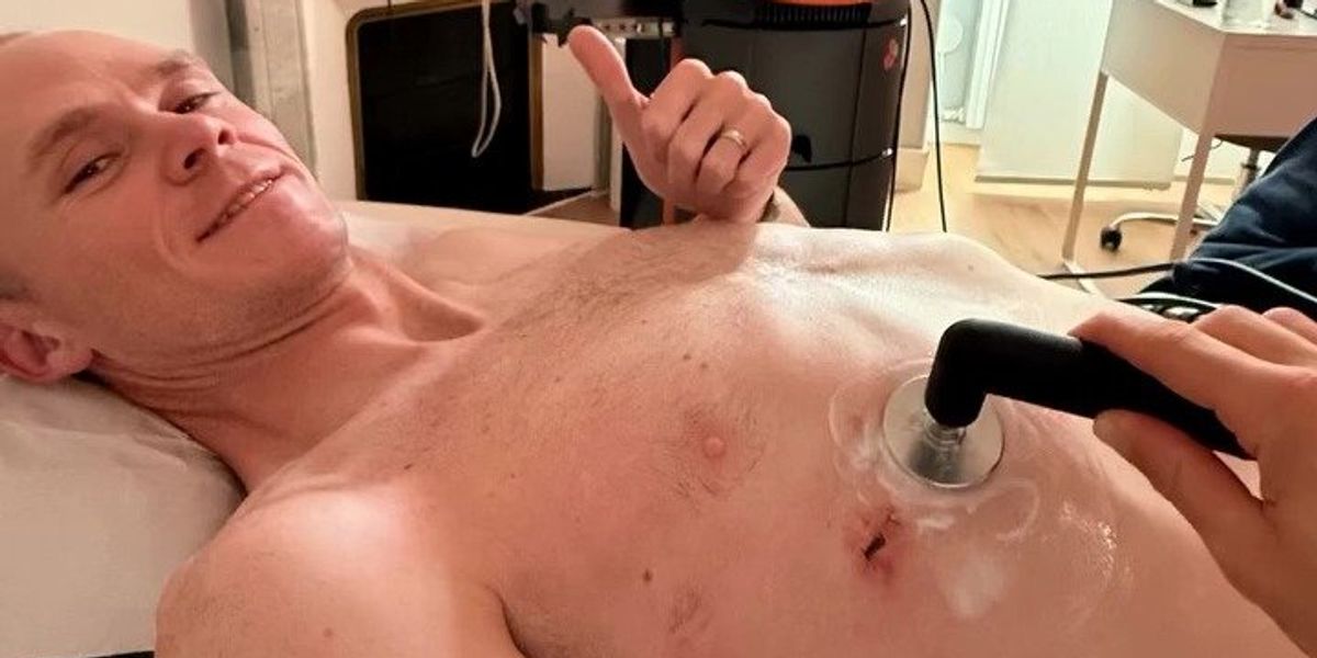 Chris Froome, 40, shows off wounds from heart surgery after life-threatening horror crash Chris Froome, 40, shows off wounds from heart surgery after life-threatening horror crash