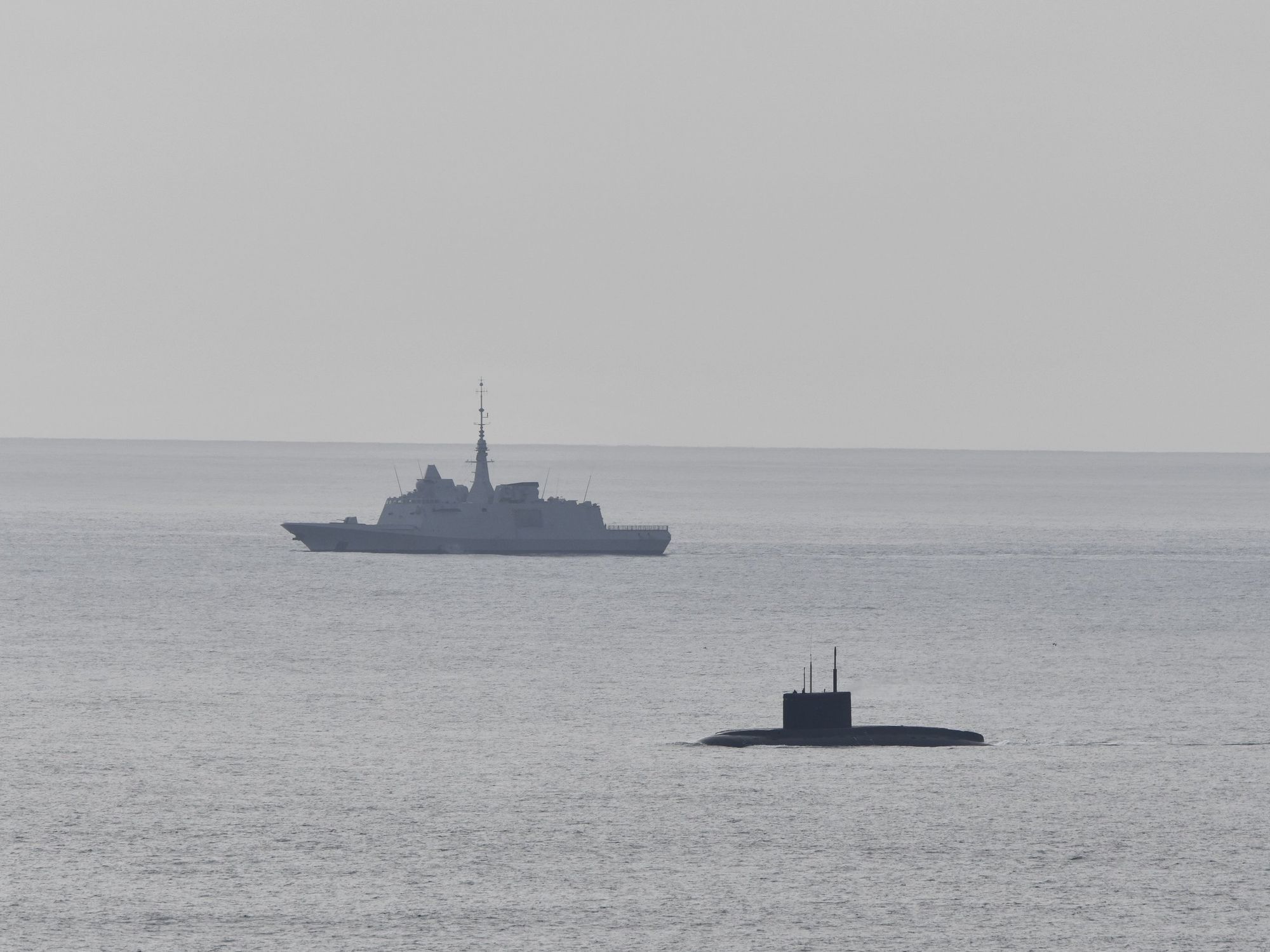Russian submarine in English Channel an 'explosion risk' as Nato monitors Vladimir Putin's vessel