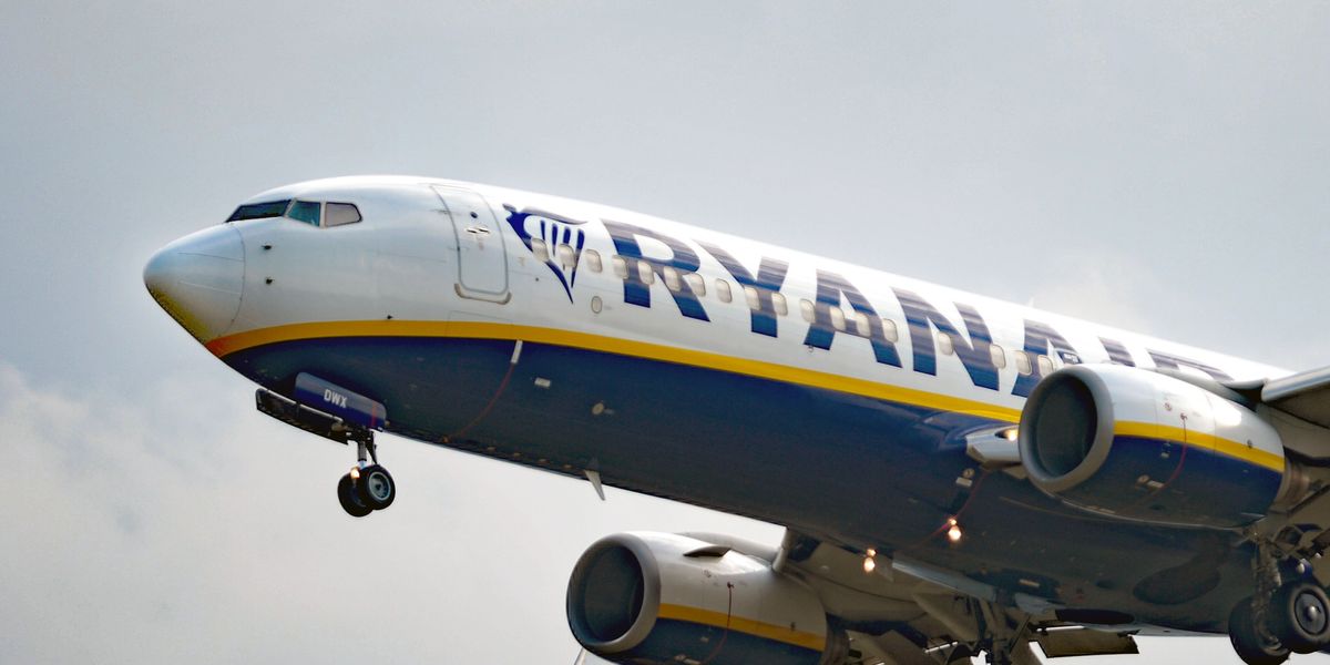 NextImg:Ryanair passengers evacuated from flight after 'smoke fills cabin'
