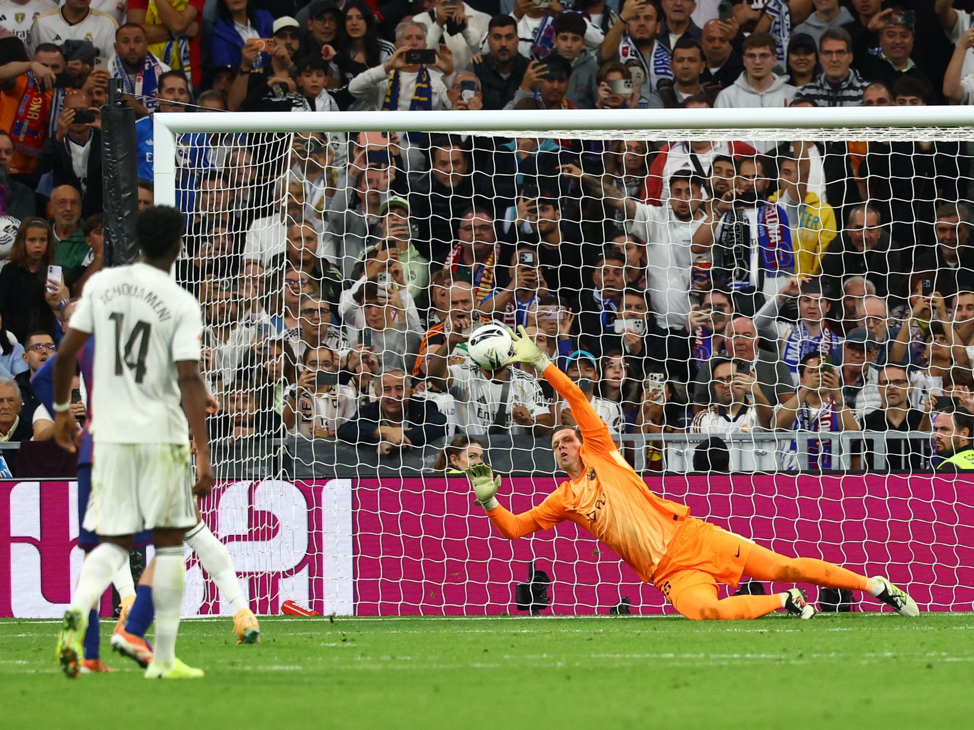 Kylian Mbappe suffers from 'poetic justice' after controversial penalty in El Clasico: 'Absolute ...