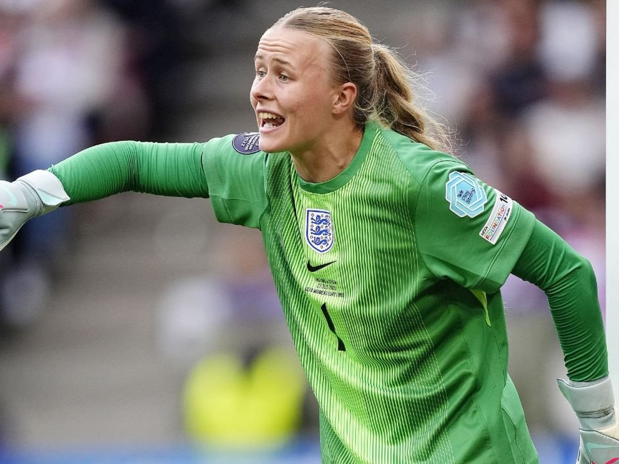 England goalkeeper Hannah Hampton insists women's footballers are 'tougher than the men'