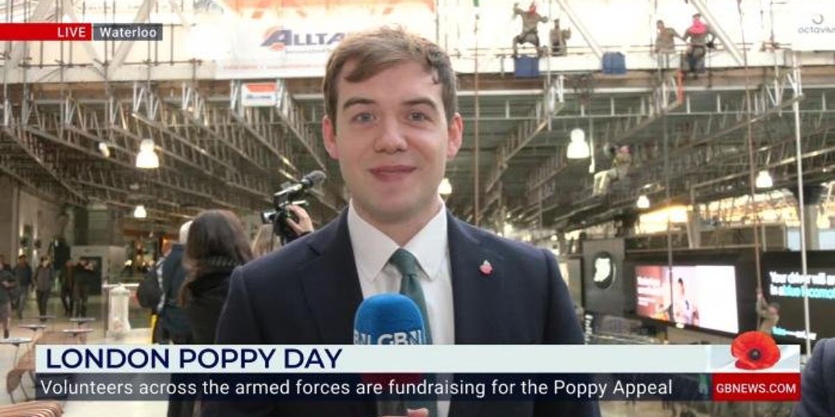 Stephen and Ellie urge Britons to ‘wear poppies with pride’ ahead of Remembrance Day Stephen and Ellie urge Britons to ‘wear poppies with pride’ ahead of Remembrance Day