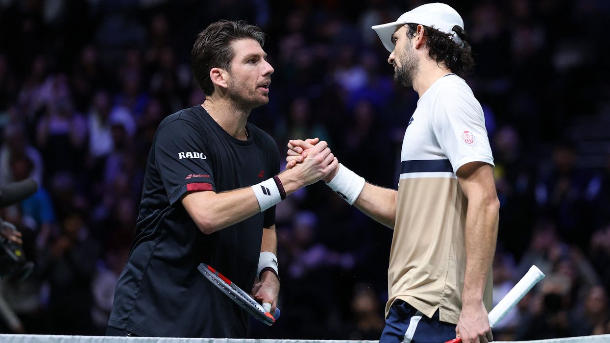 Cam Norrie booed by hostile crowd at Paris Masters after Briton makes gesture