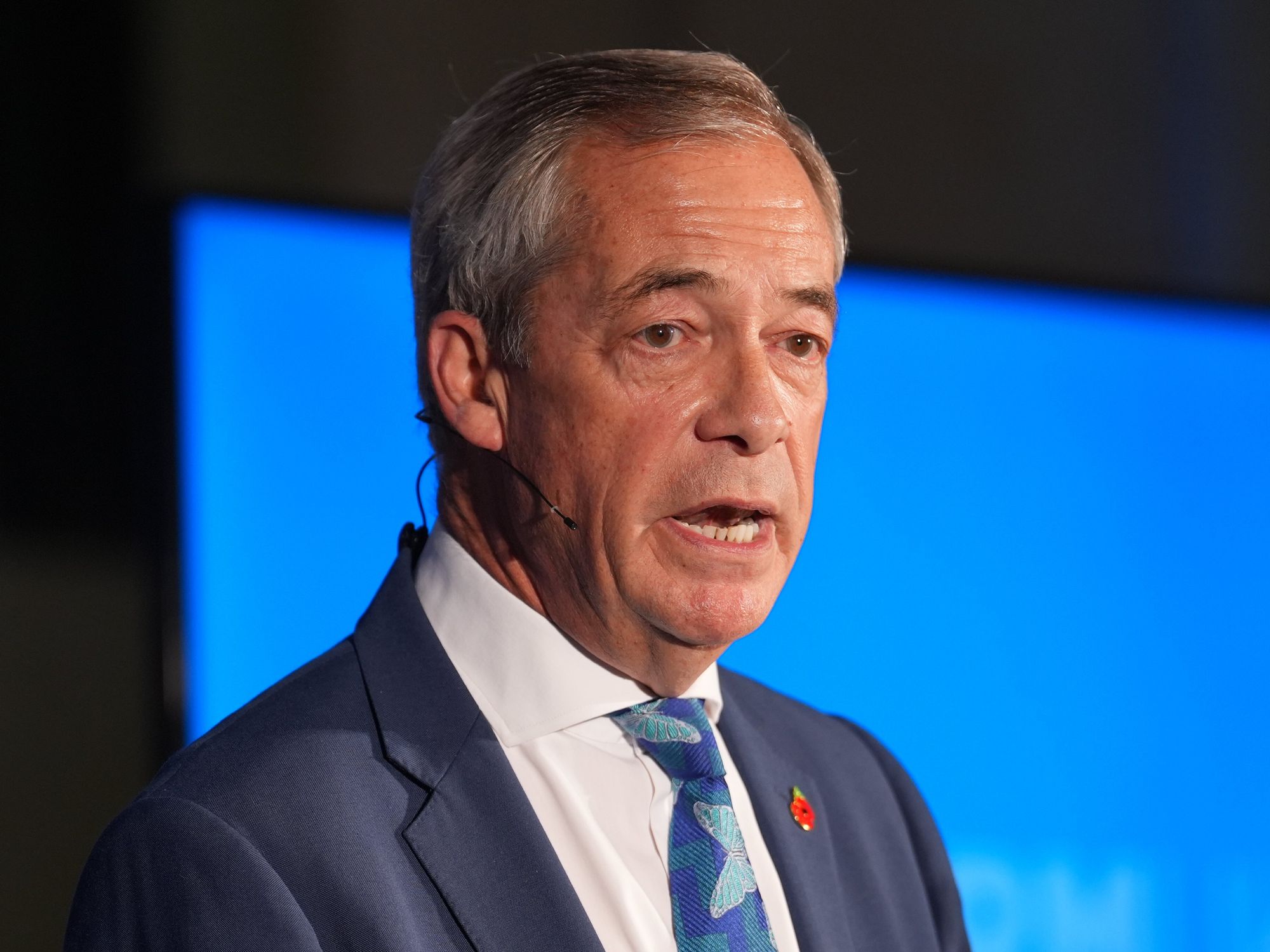 Nigel Farage predicts exact date Labour civil war will force Keir Starmer to call early general election