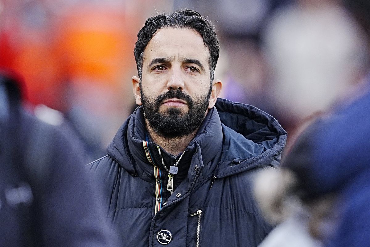 Man United boss Ruben Amorim related to his own player as astonishing information comes to light