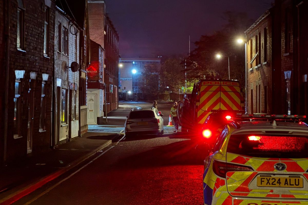 Suspicious device found near police station as bomb disposal unit rushes to scene