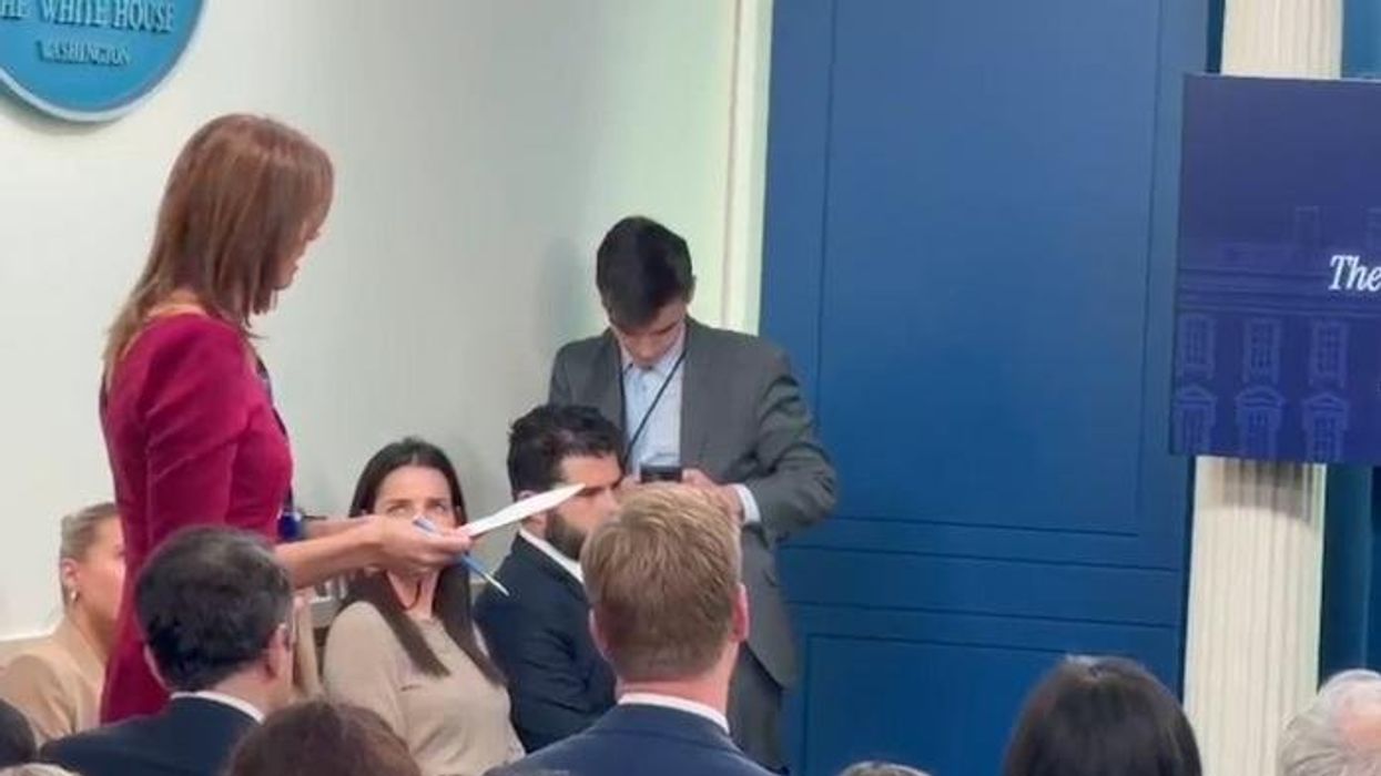 WATCH: Bev Turner delivers first question to Karoline Leavitt in major White House press conference