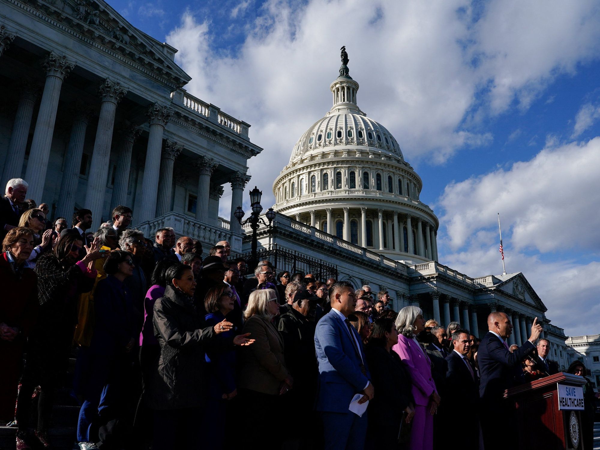 US Congress votes to END Government shutdown after 42 days