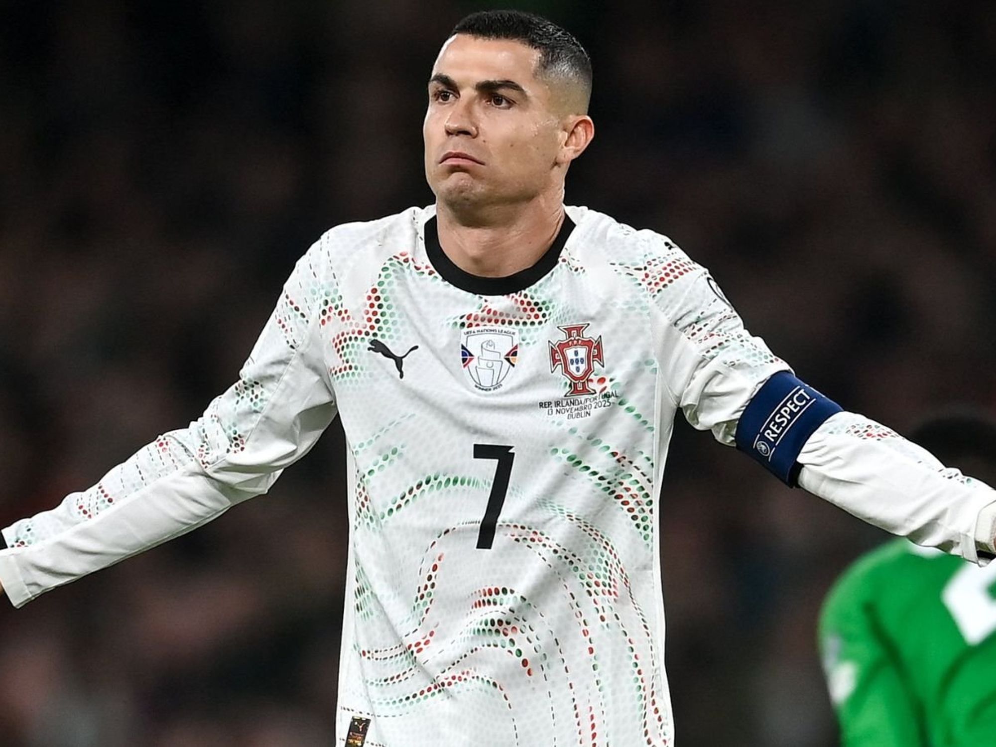 Portuguese media rage at Cristiano Ronaldo as apology demanded following Ireland red card