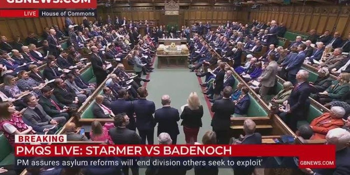Lee Anderson lashes out at Keir Starmer in bitter PMQs clash Lee Anderson lashes out at Keir Starmer in bitter PMQs clash
