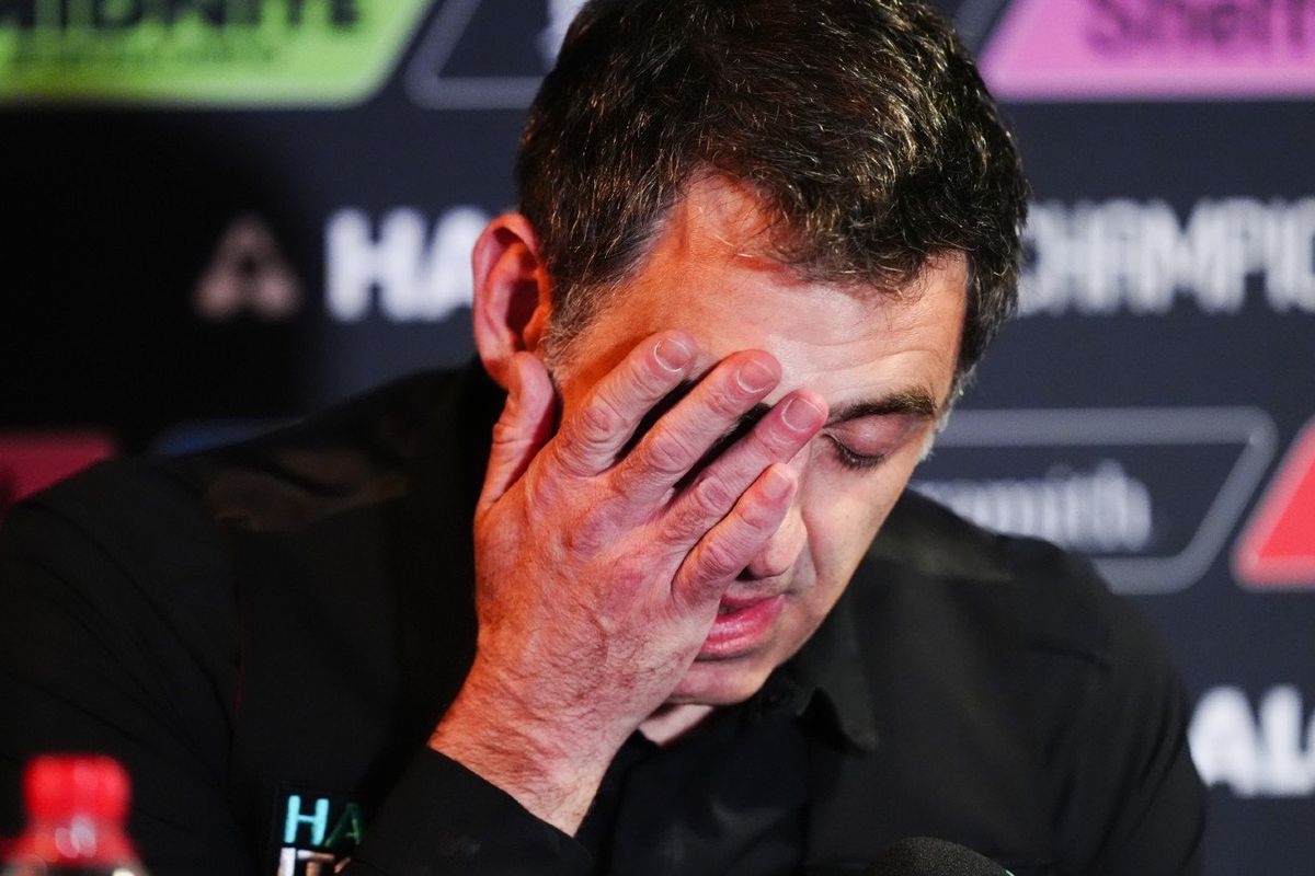 Ronnie O'Sullivan suffers absolute nightmare just days after snooker icon opened up on estranged daughter