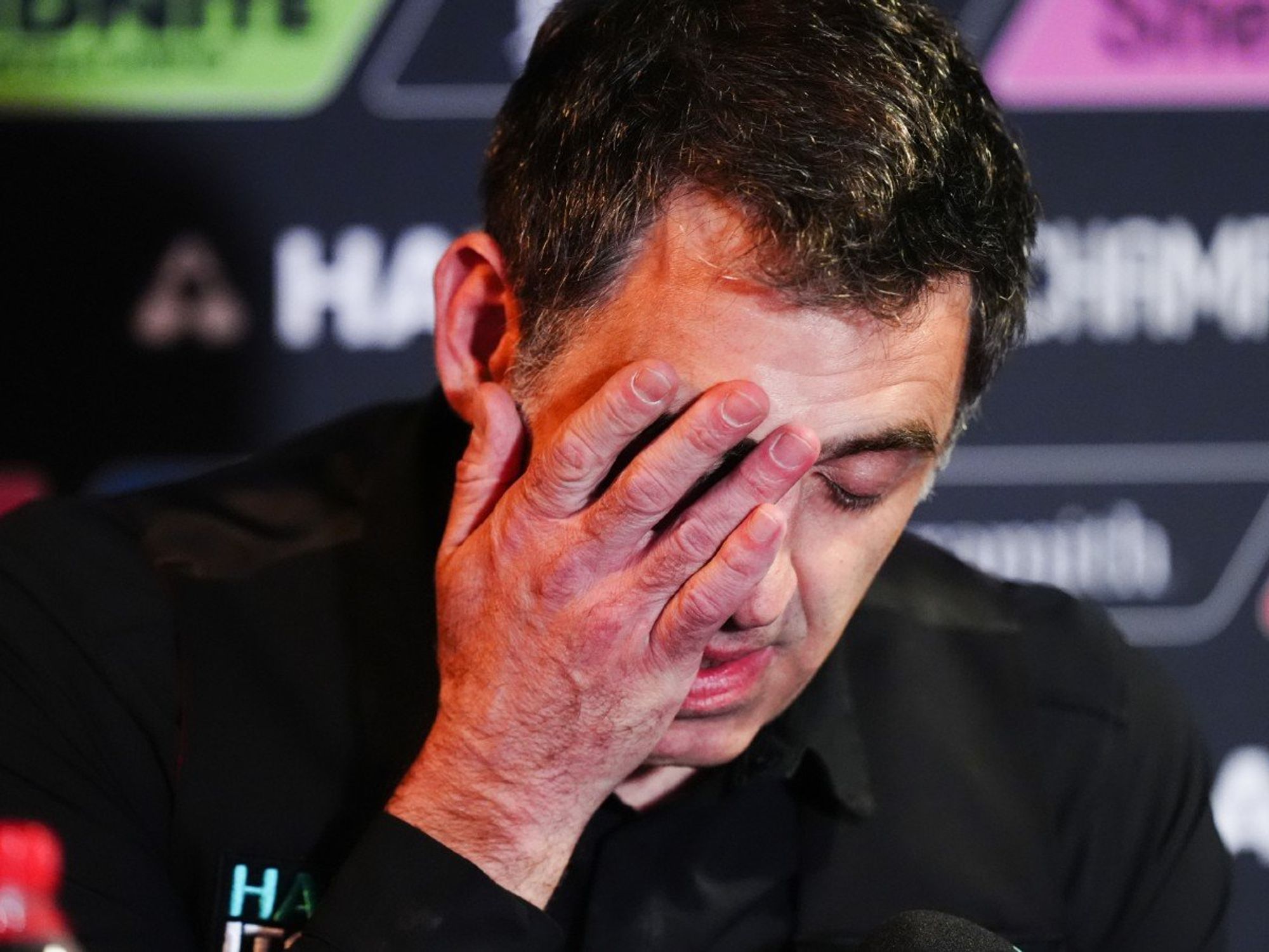Ronnie O'Sullivan suffers absolute nightmare just days after snooker icon opened up on estranged daughter