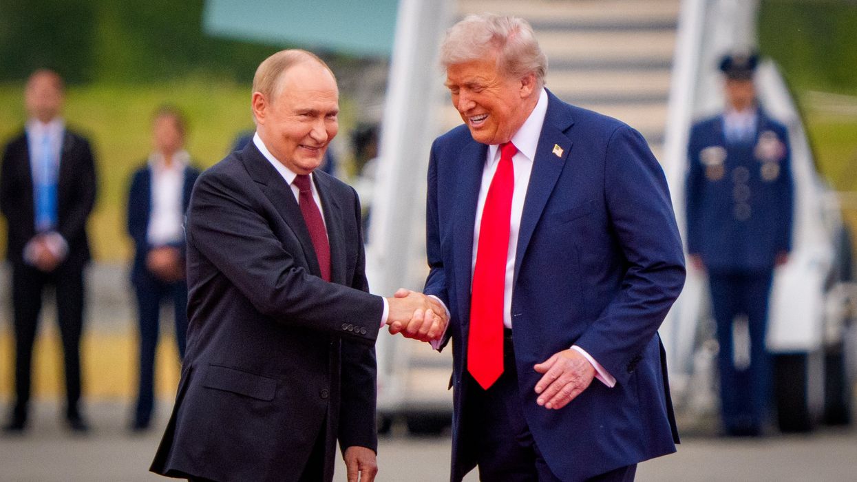 Donald Trump approves 28-point Ukraine peace plan after 'secret talks' with Vladimir Putin's negotiators