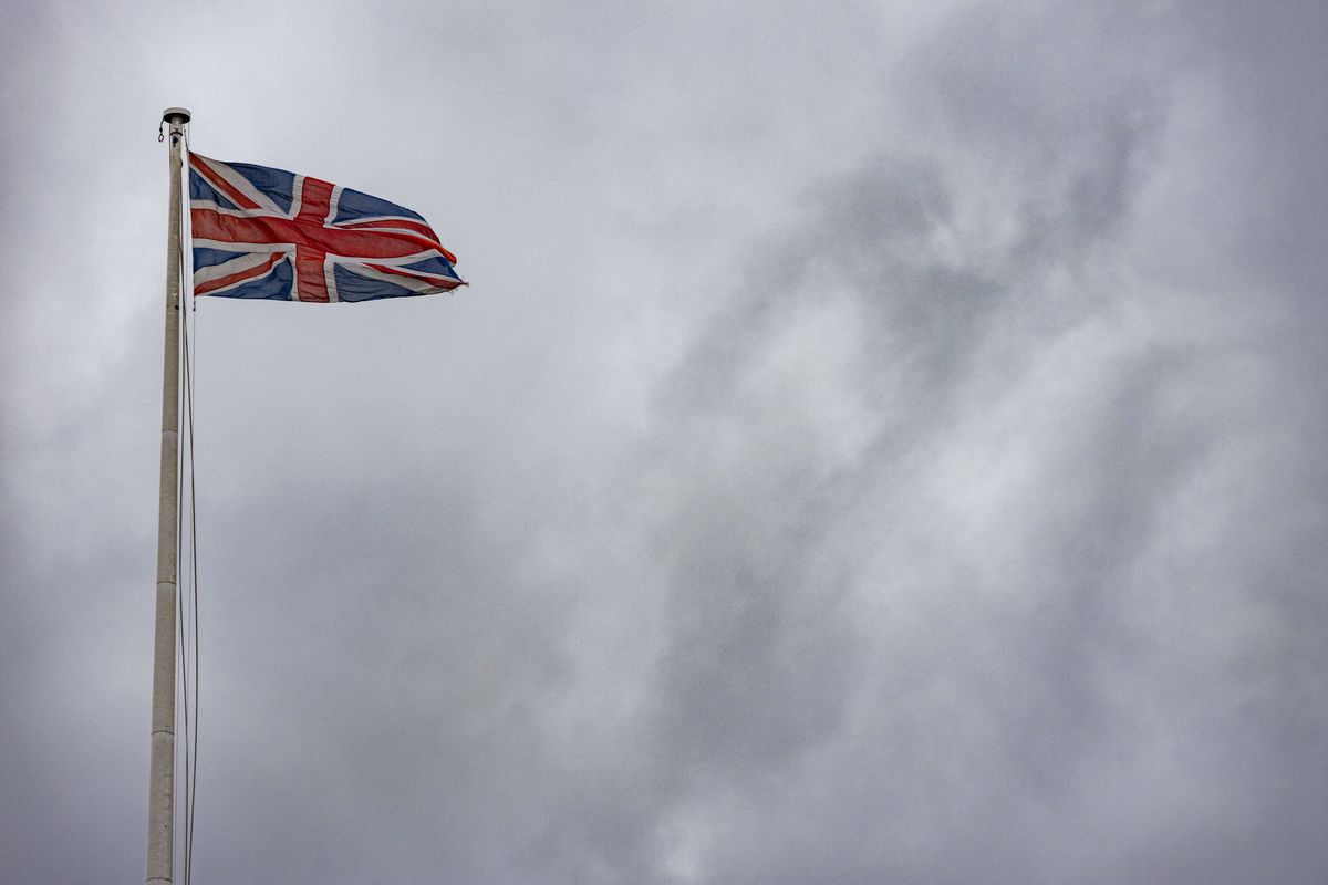 Labour council bans couple from erecting flagpole in garden to fly Union Jack