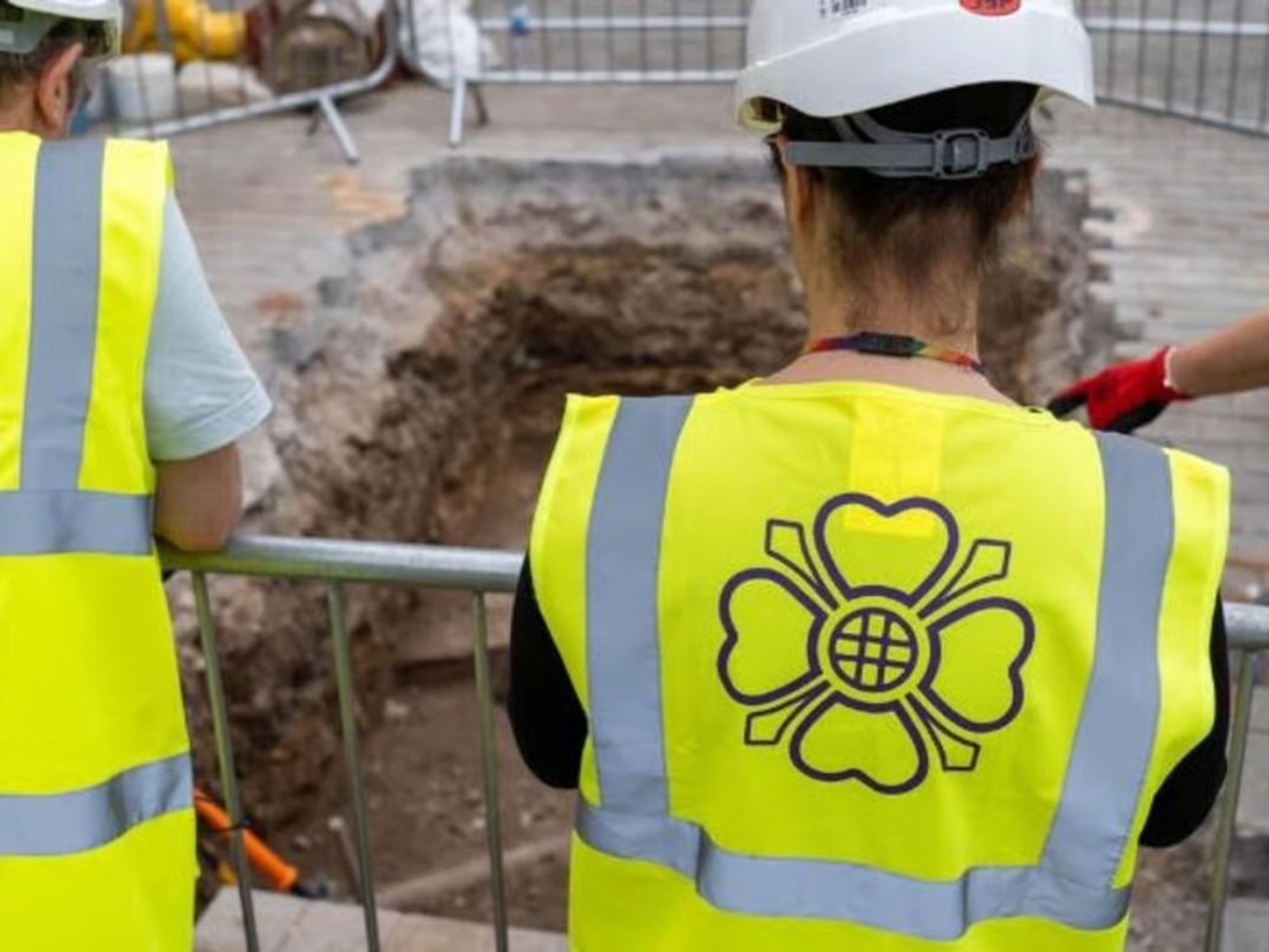 Archaeologists discover evidence of human life older than Stonehenge beneath iconic UK landmark