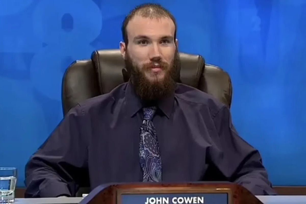 Horror as 'growling' Countdown champion stabs rival with knife in front of players