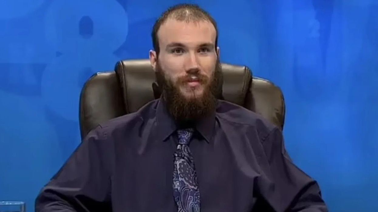 Horror as 'growling' Countdown champion stabs rival with knife in front of players