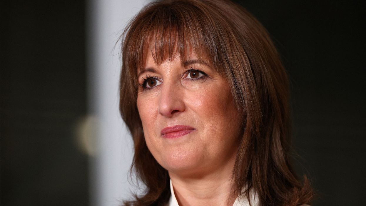 Politics LIVE: Rachel Reeves accused of LYING over state of UK economy as watchdog admits there w...