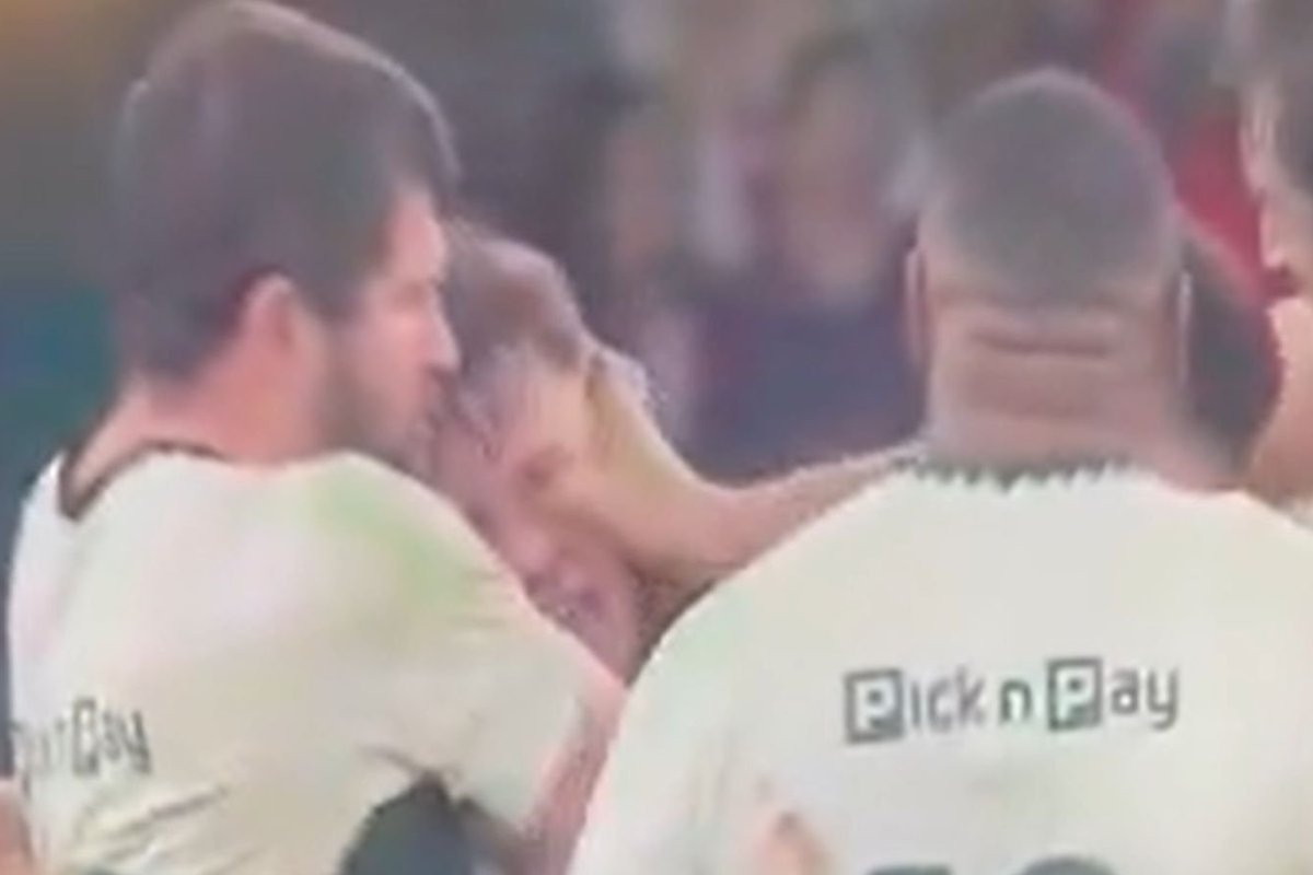 South Africa star facing huge ban after appalling eye gouge during Wales win