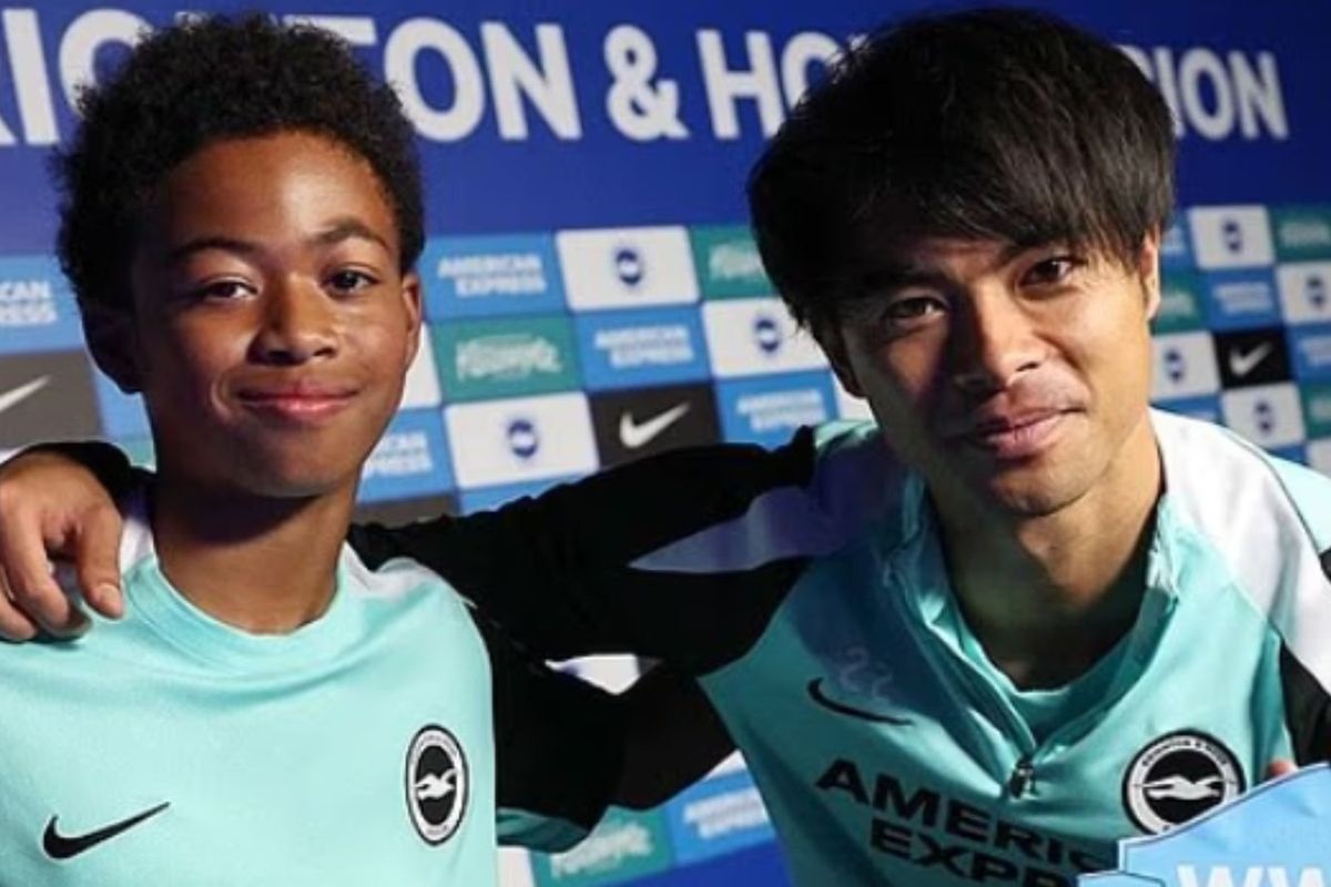 Premier League club forced to issue apology over offensive social media post featuring WWII soldier