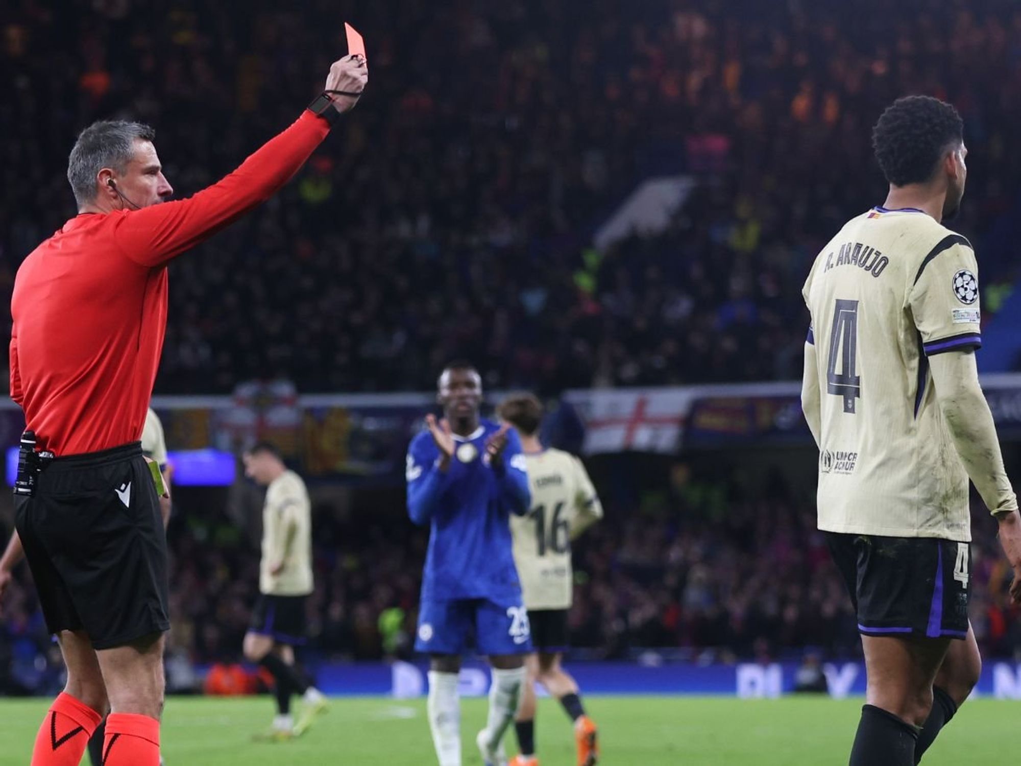 Barcelona star given time off for mental health reasons just days after struggling in Chelsea defeat