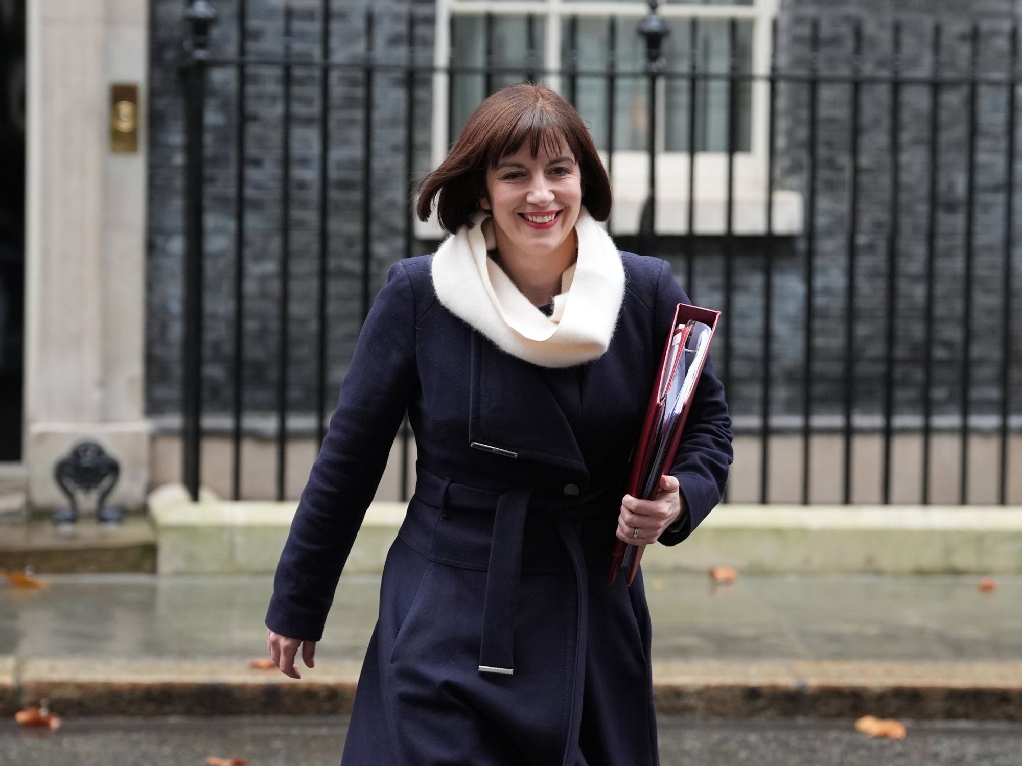 Politics LIVE: Universities face major funding crackdown over fake students who can’t speak English