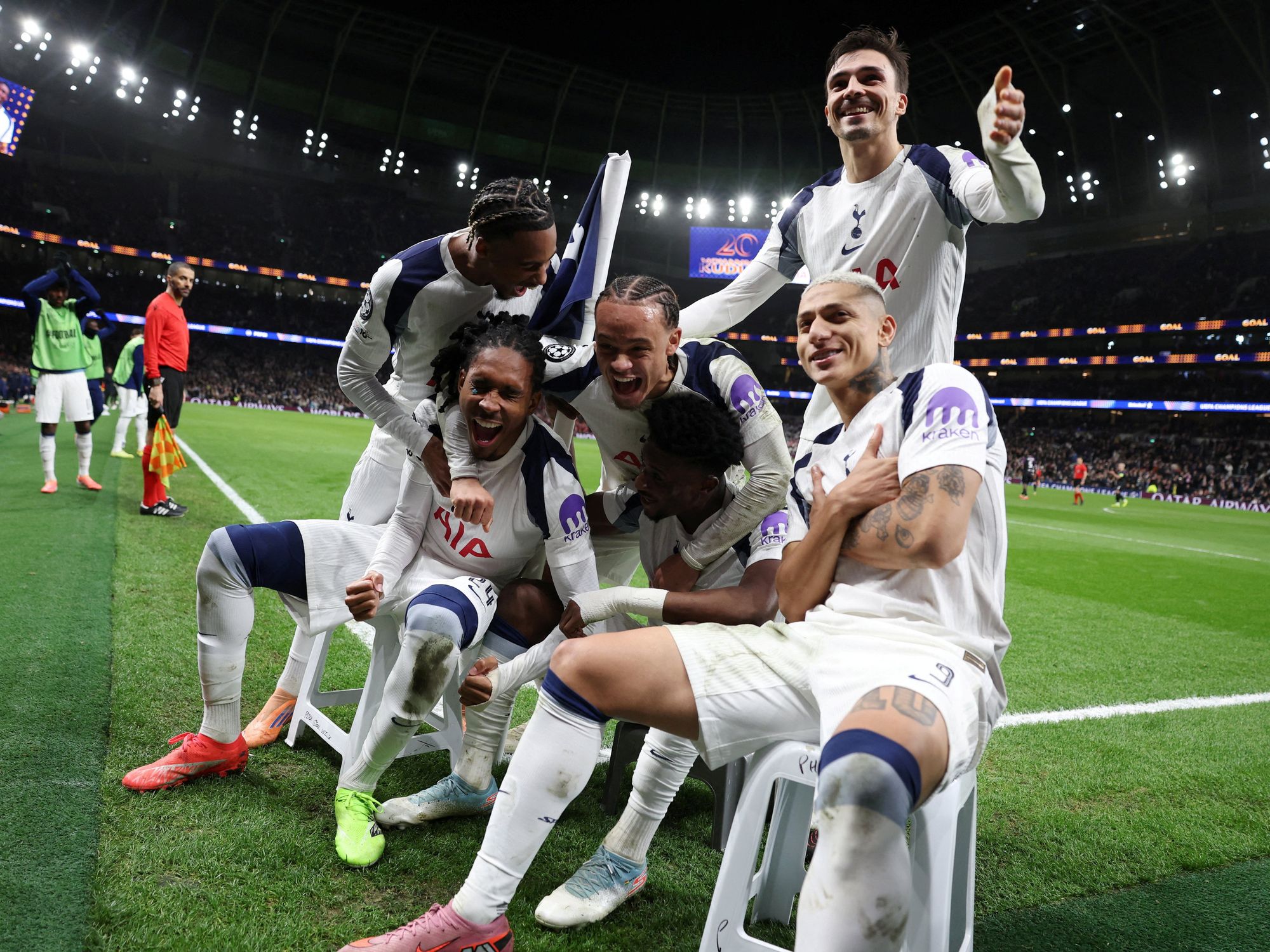 Tottenham thrash Slavia Prague but Micky van de Ven moment overshadows big win