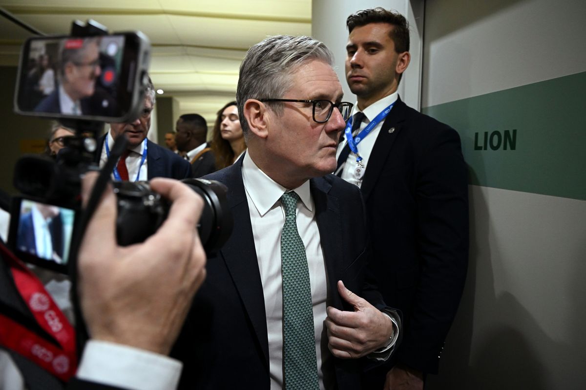 Keir Starmer sends two top allies to EU in last-ditch bid to 'fix far-right problem'