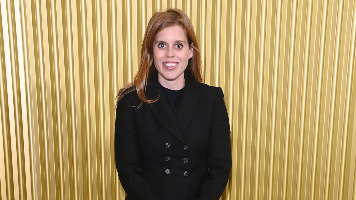 Princess Beatrice 'grappling with awkward dilemma' as Royal Family issue Christmas invitations