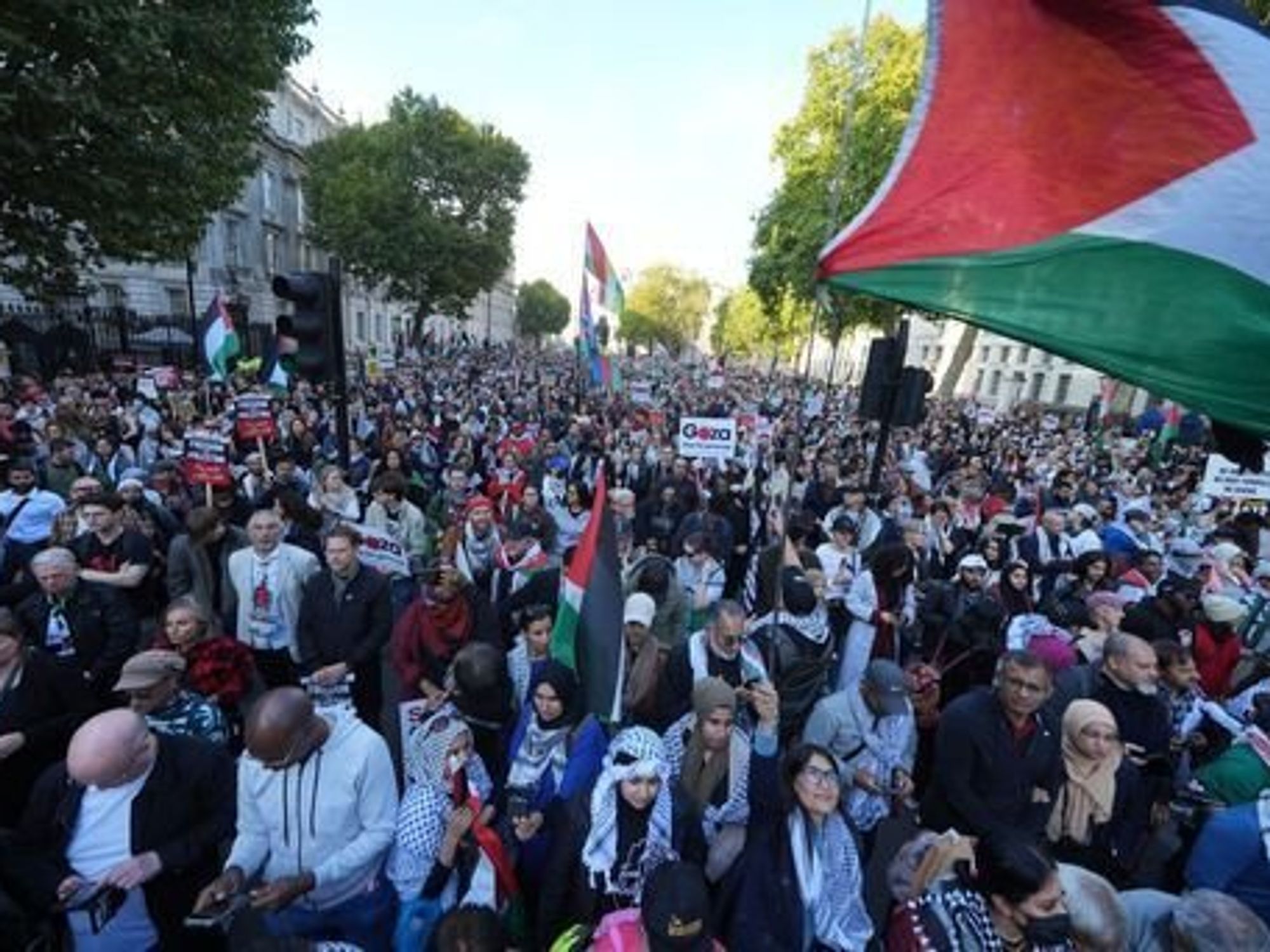 Oxford student charged with stirring up racial hatred after chanting 'put the Zios in the ground'