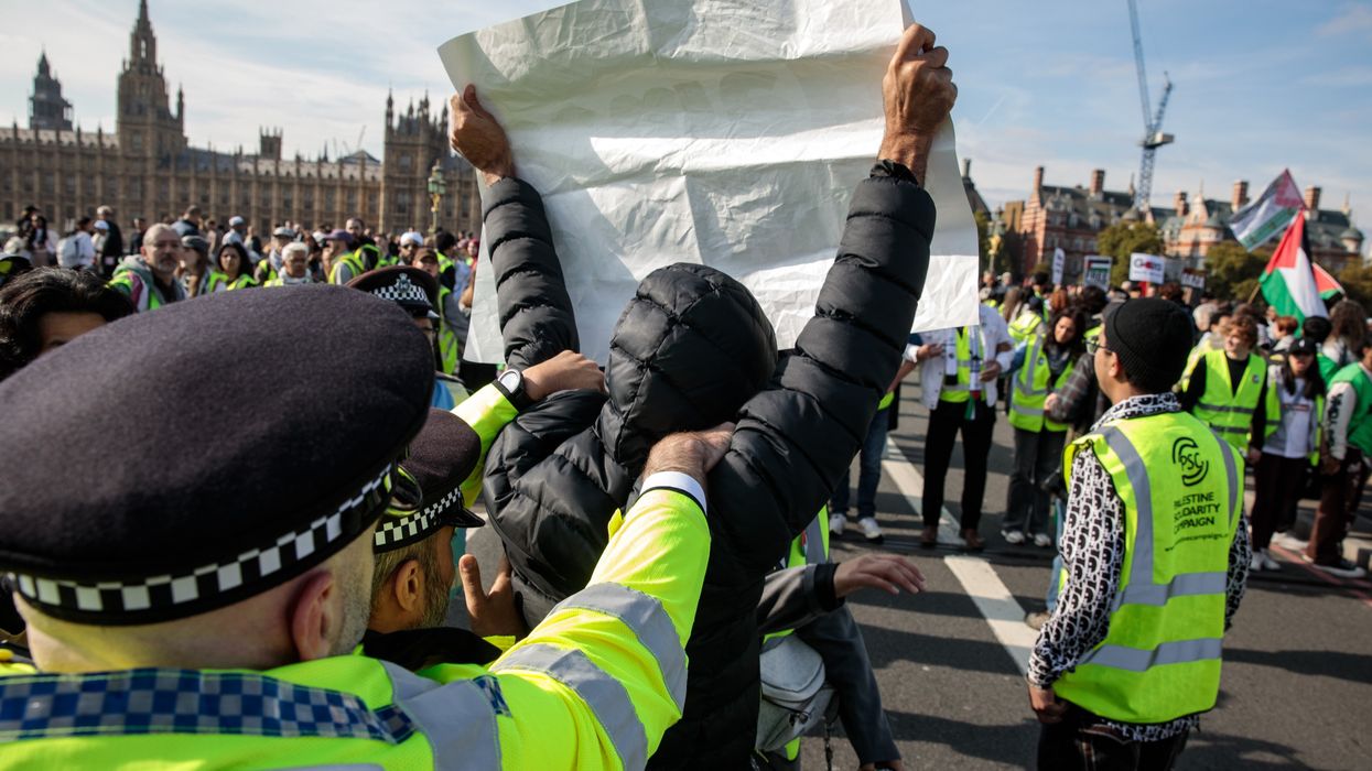 Police threaten to arrest pro-Palestine protesters due to 'increased fear' among Jews