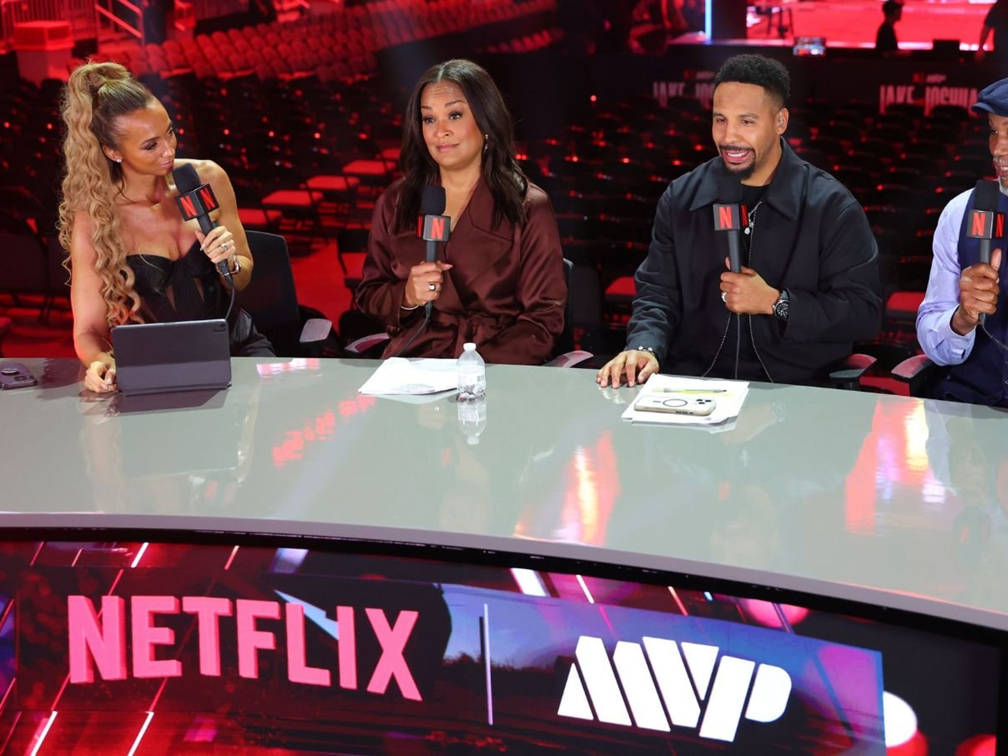 Netflix viewers left furious with coverage of Jake Paul and Anthony Joshua fight night