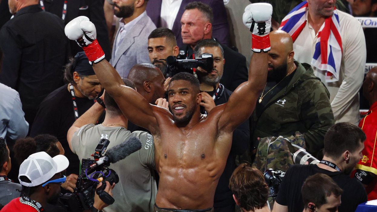 Anthony Joshua tells boxing critics 'I deserve it' after miserable performance admission