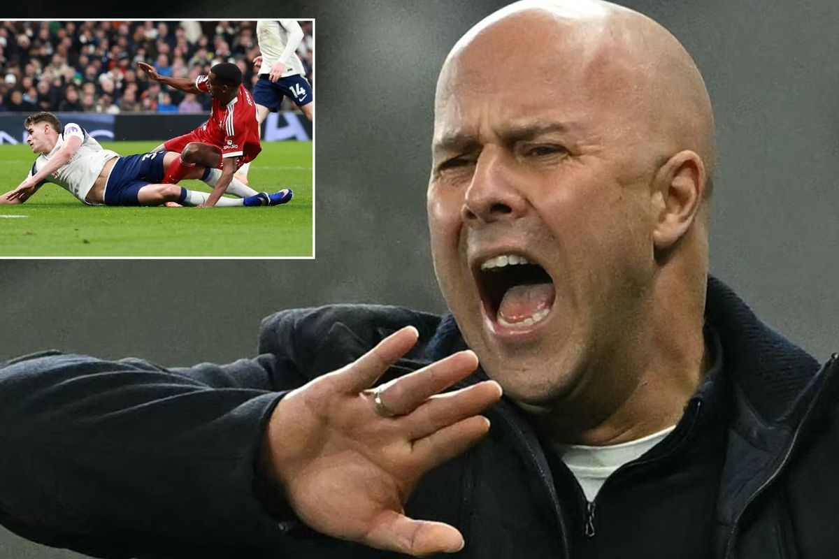 Arne Slot rages at Tottenham star as Liverpool boss provides update on injured Alexander Isak