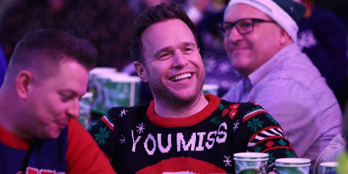 Olly Murs booed at World Darts Championship as contentious old tweet resurfaces Olly Murs booed at World Darts Championship as contentious old tweet resurfaces