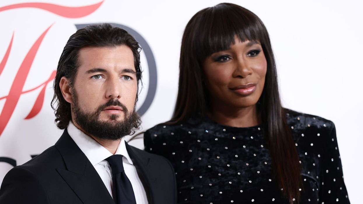 Venus Williams receives amazing gift from sister Serena after second marriage ceremony