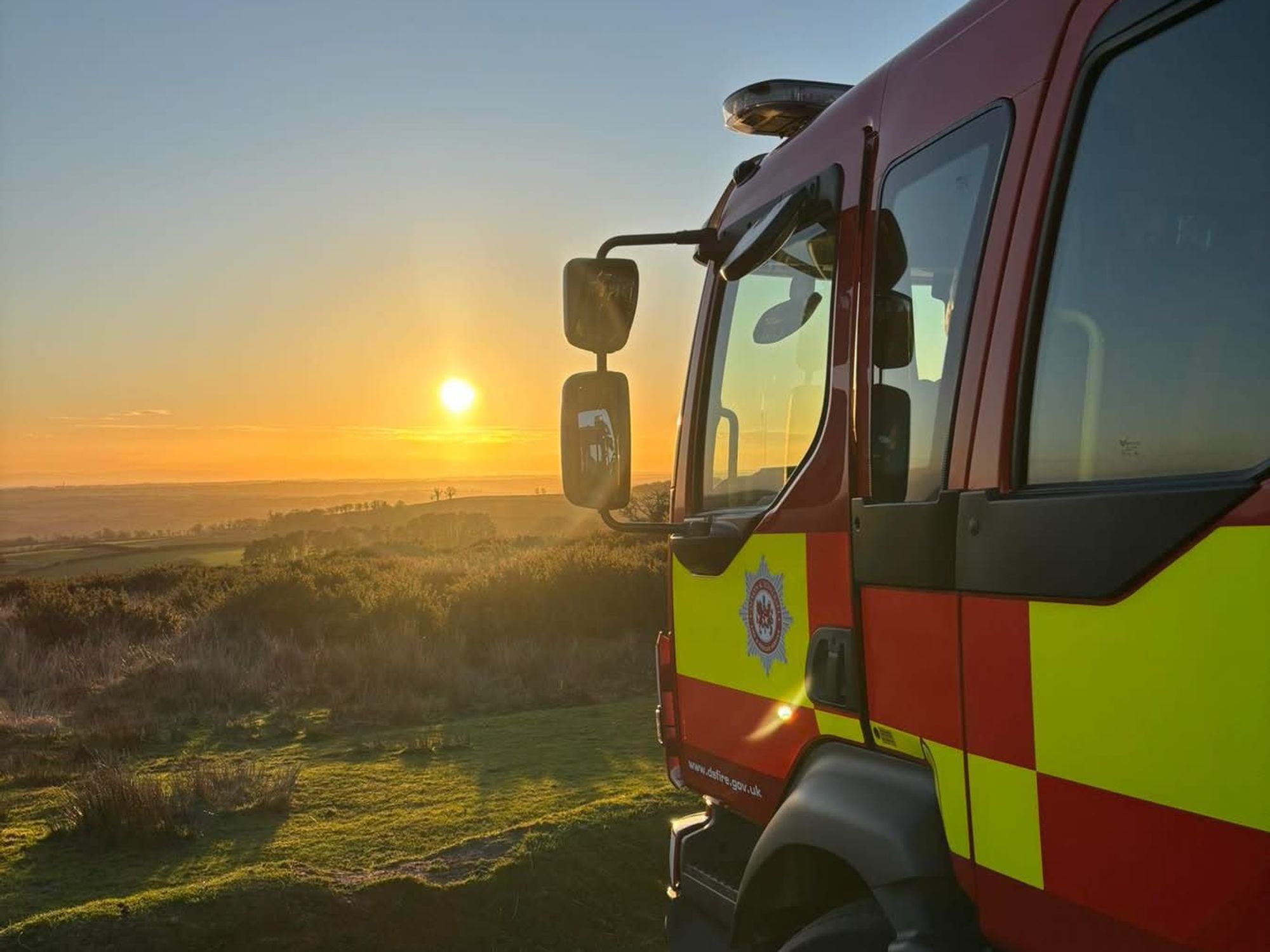 Exmoor fire: Arsonist sparks Christmas blaze as firefighters rush to tackle inferno after 'delibe...