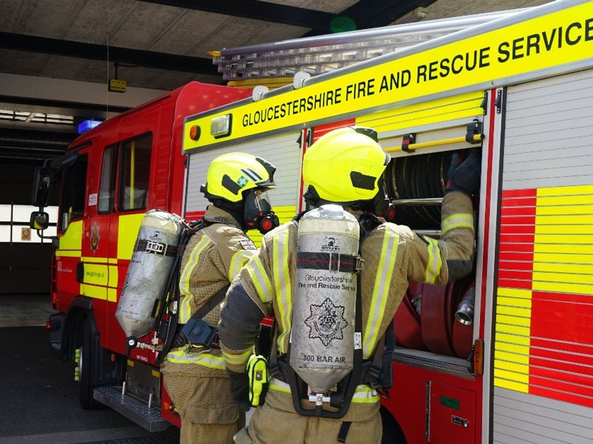 Stroud fire: Three people missing after huge inferno rips through house on Boxing Day