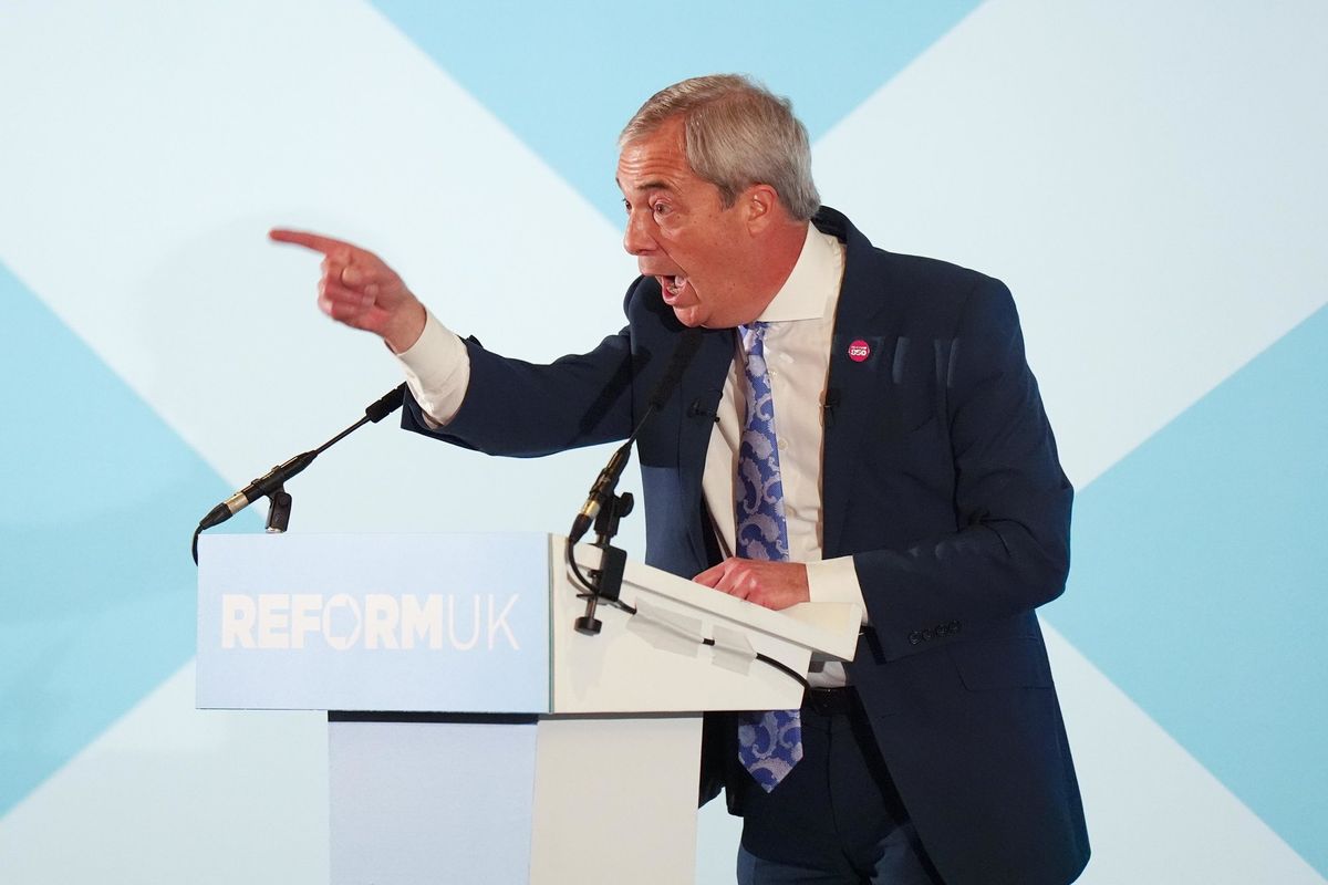 Nigel Farage reports 'extremist' Alaa Abd el-Fattah to counter-terrorism police as old tweets resurface