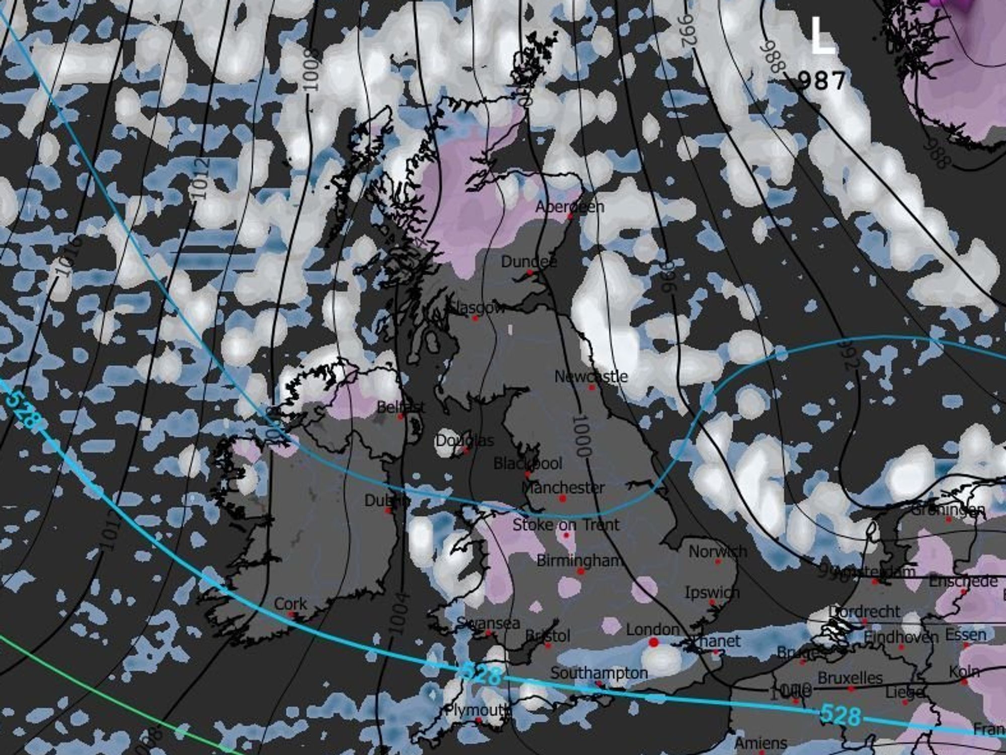 UK weather: Nordic winter storm threatens to swipe Britain’s New Year celebrations with torrent of snow