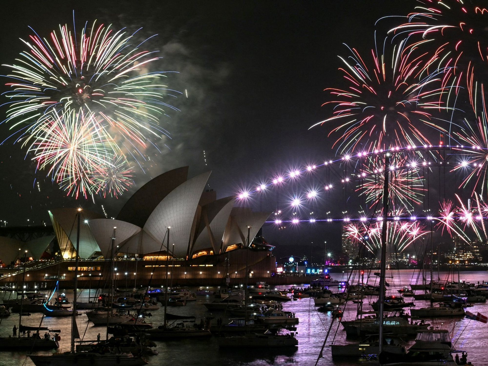 New Year's Eve LIVE: Celebrations in full swing across the globe as first nation in the world wel...