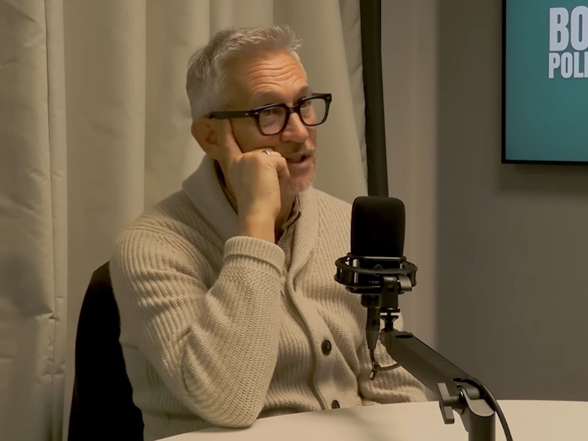 Gary Lineker labels Keir Starmer 'a very nice guy' before demanding Britain do MORE for refugees