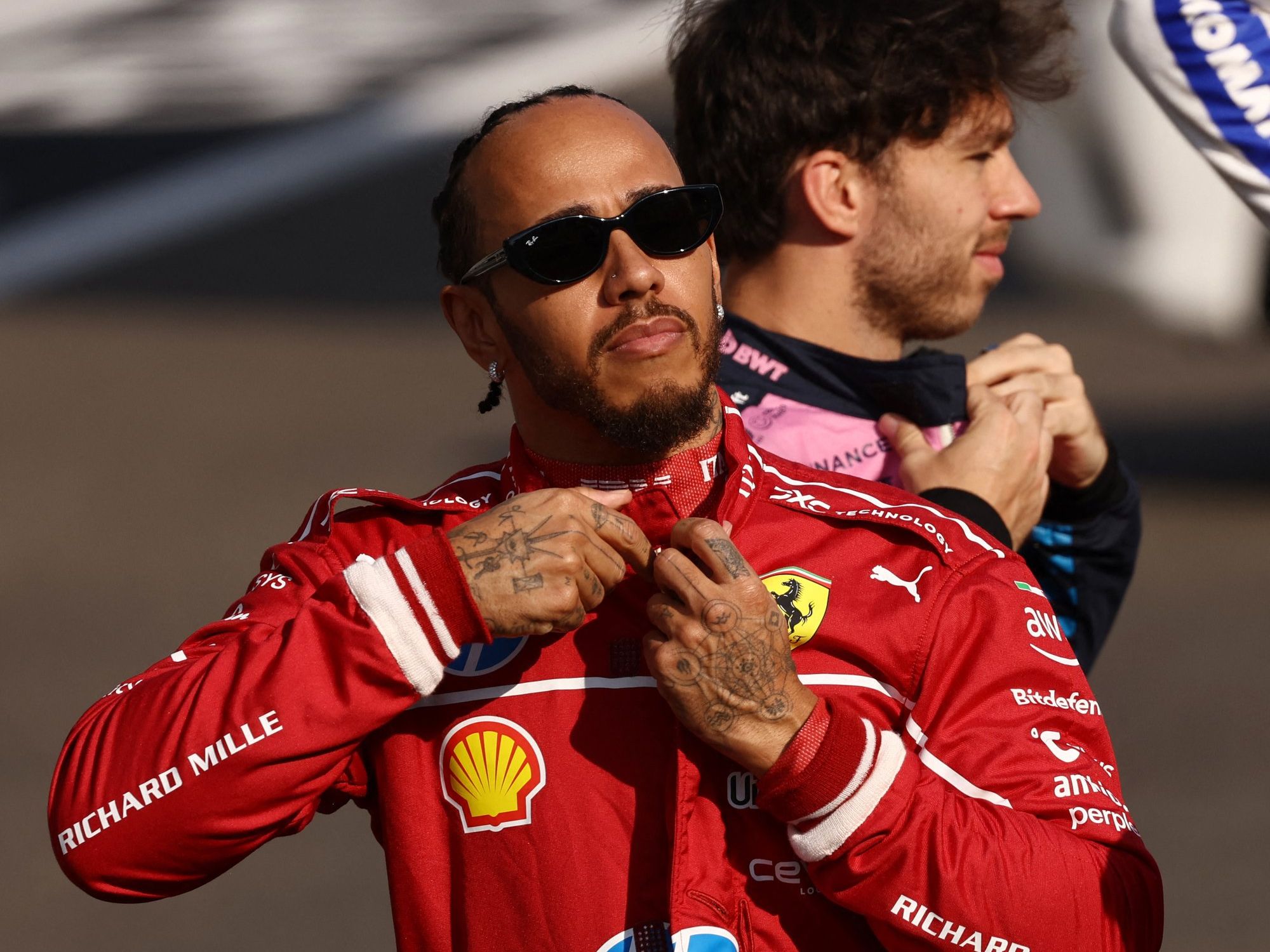Lewis Hamilton 'under immense pressure' with Ferrari future uncertain amid contract issue