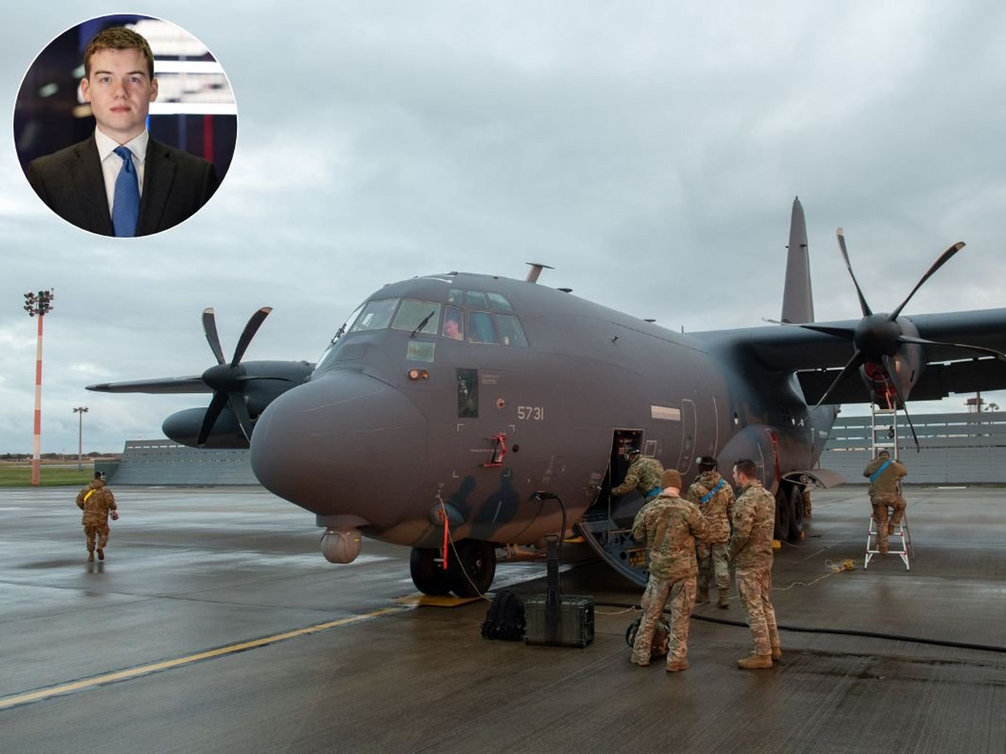 Donald Trump just sent assets used in Venezuela raid to RAF bases. This is what's happening - Cha...